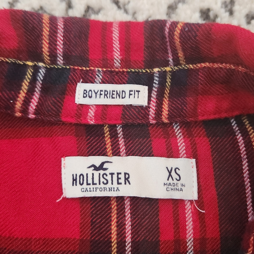 Hollister Boyfriend Fit Button Up Flannel Shirt Womens Size XS Red Plaid cozy - Picture 8 of 13